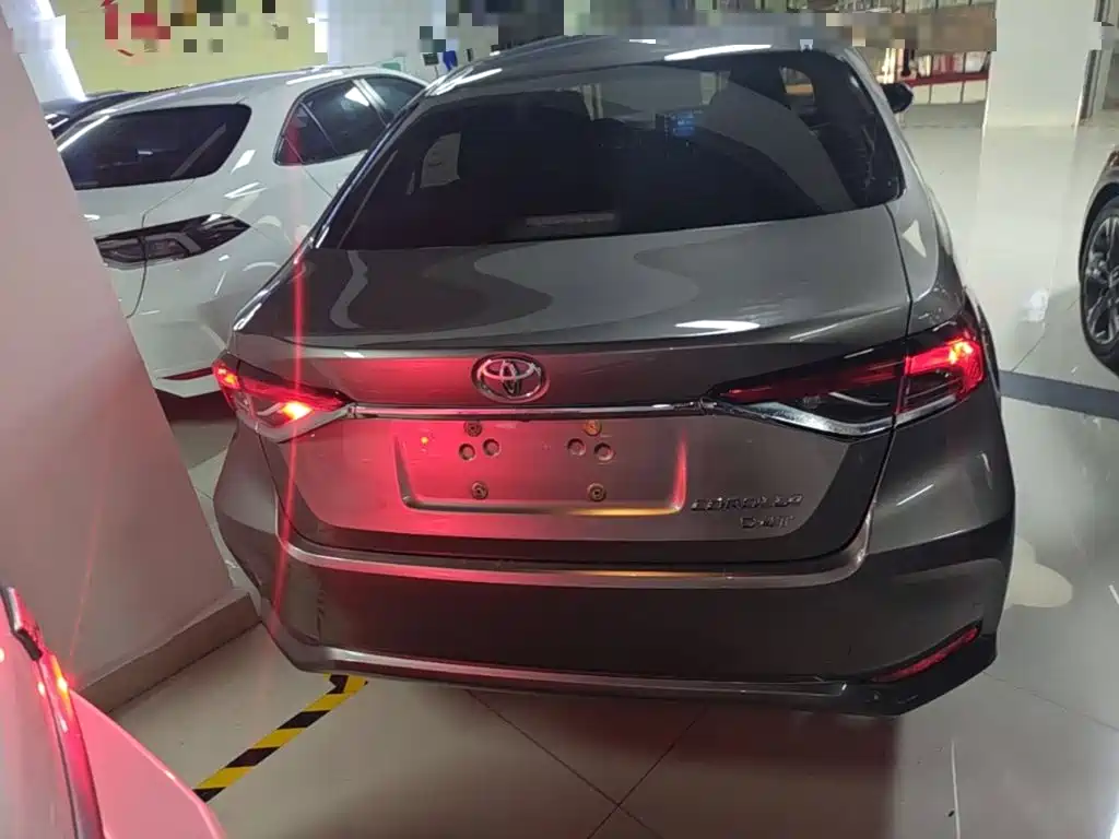 Toyota Corolla — миниатюра 6