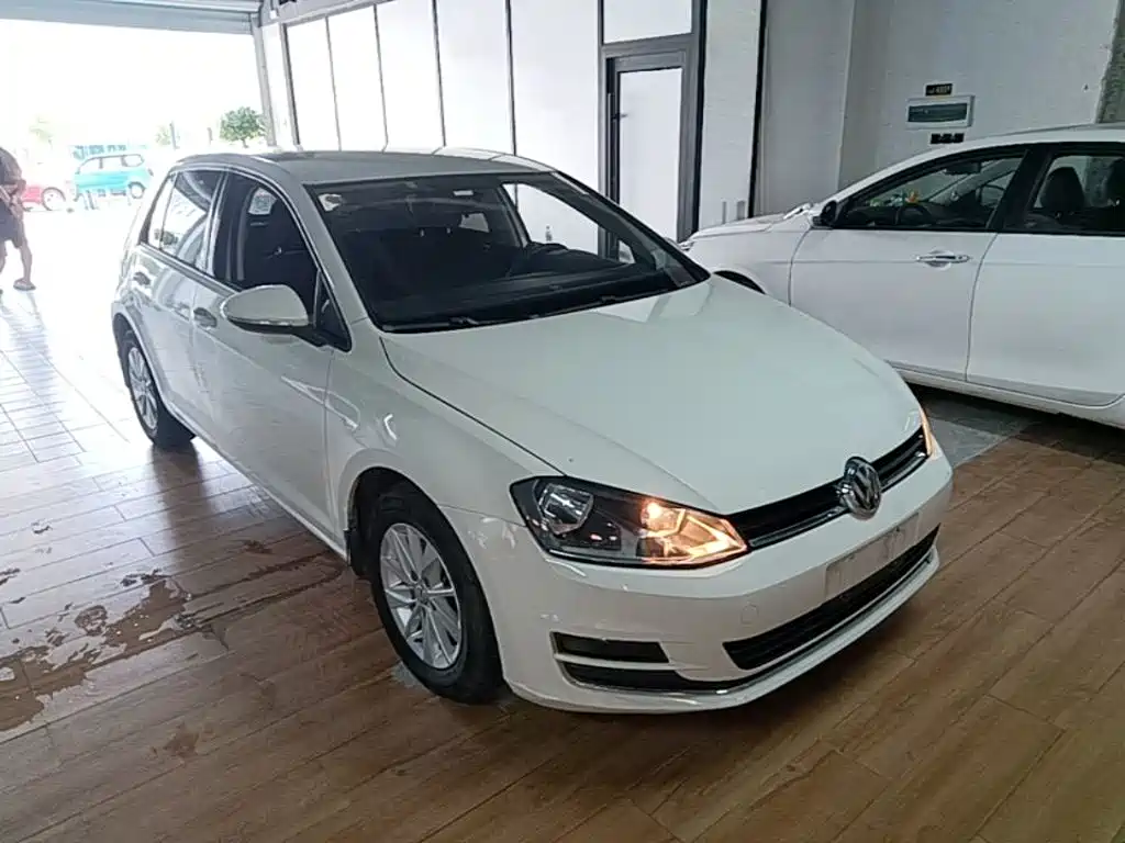 Volkswagen Golf — миниатюра 4
