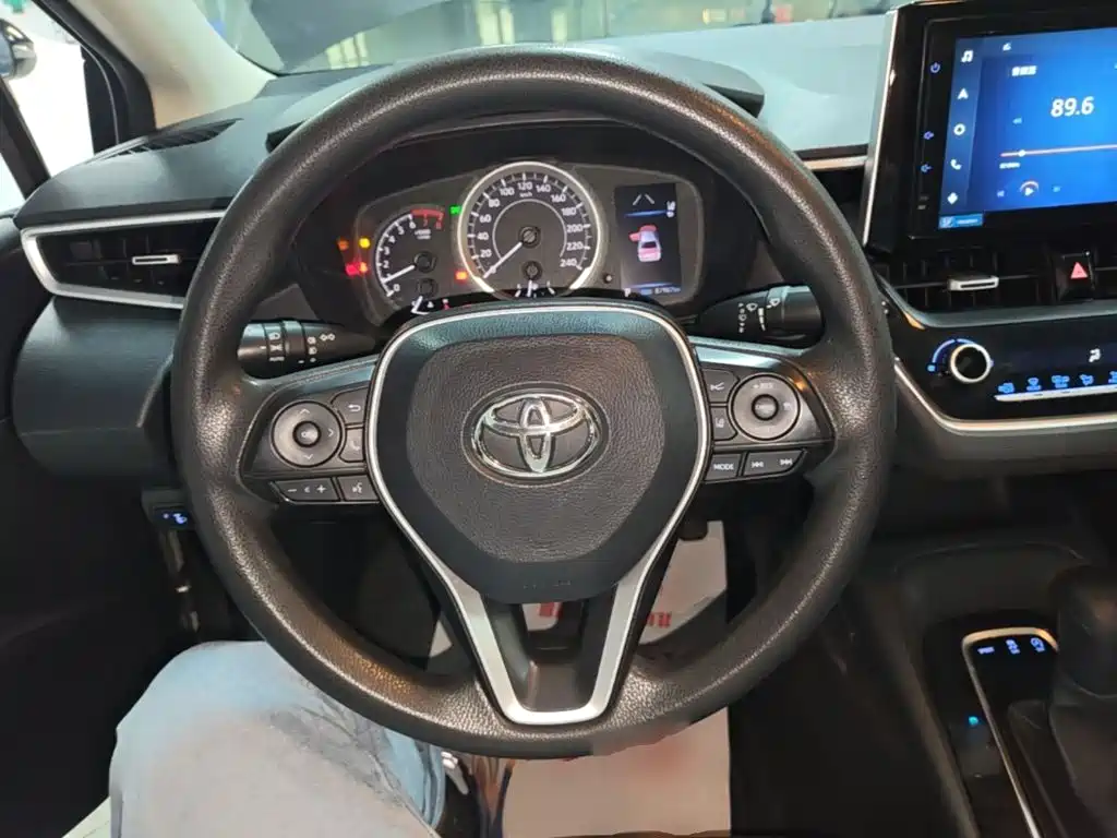 Toyota Corolla — миниатюра 11