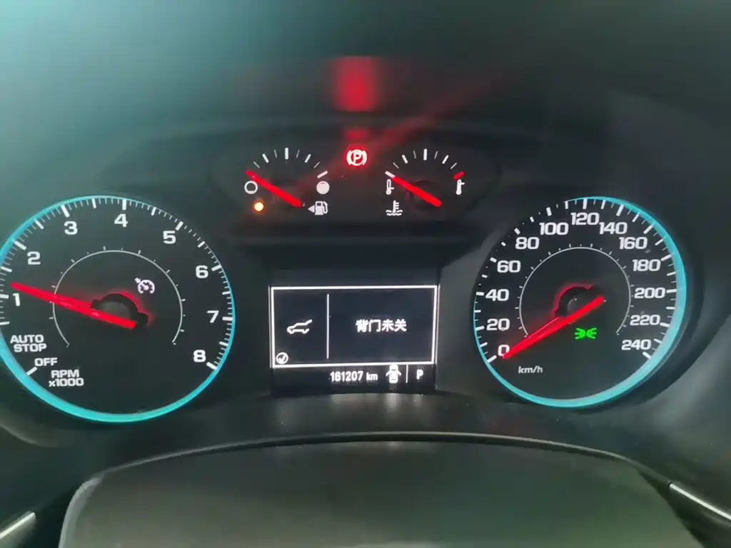 Chevrolet Equinox — миниатюра 12