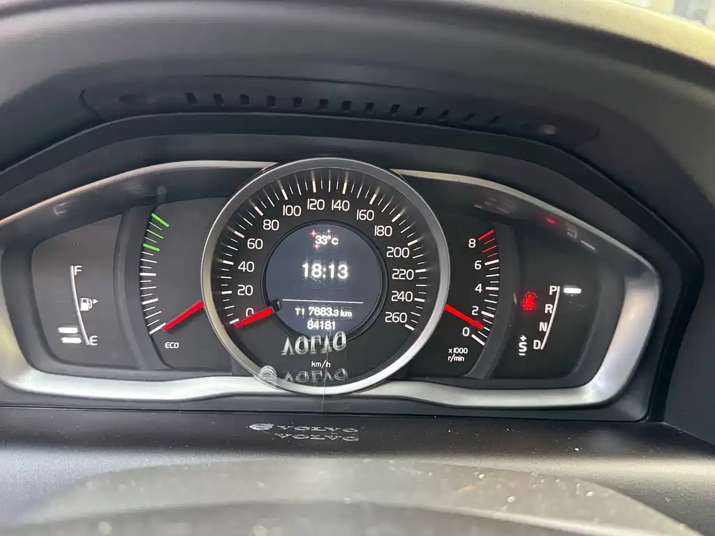 Volvo XC60 — миниатюра 10