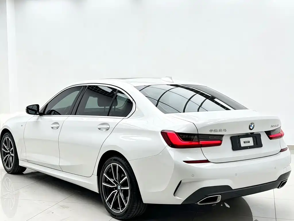 BMW 3 Series — миниатюра 5