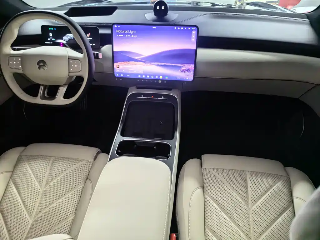 NIO ET5T — миниатюра 4