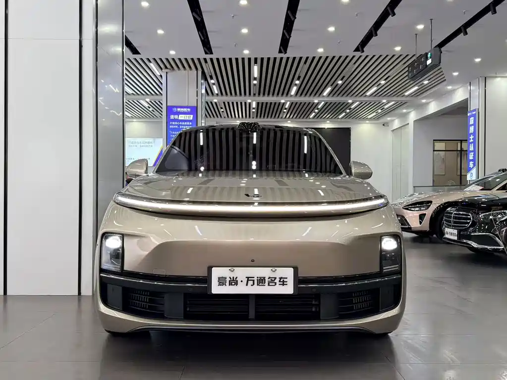 Li Auto Li L9 — миниатюра 2