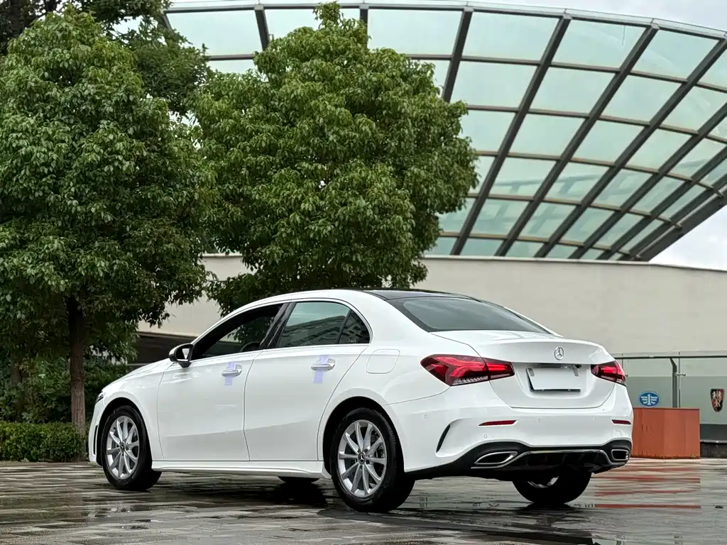 Mercedes-Benz A-Class A 2020 A 200 L Sport