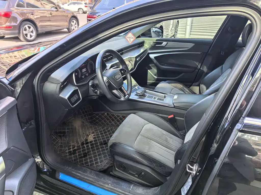 Audi A6L 2021 40 TFSI Luxury