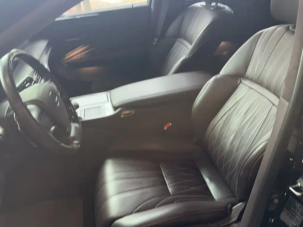Lexus LS — миниатюра 8