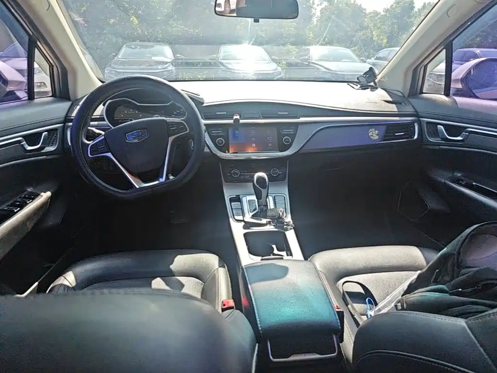 Geely Emgrand GS — миниатюра 10