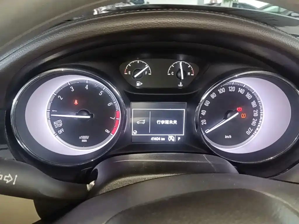 Buick Verano — миниатюра 12