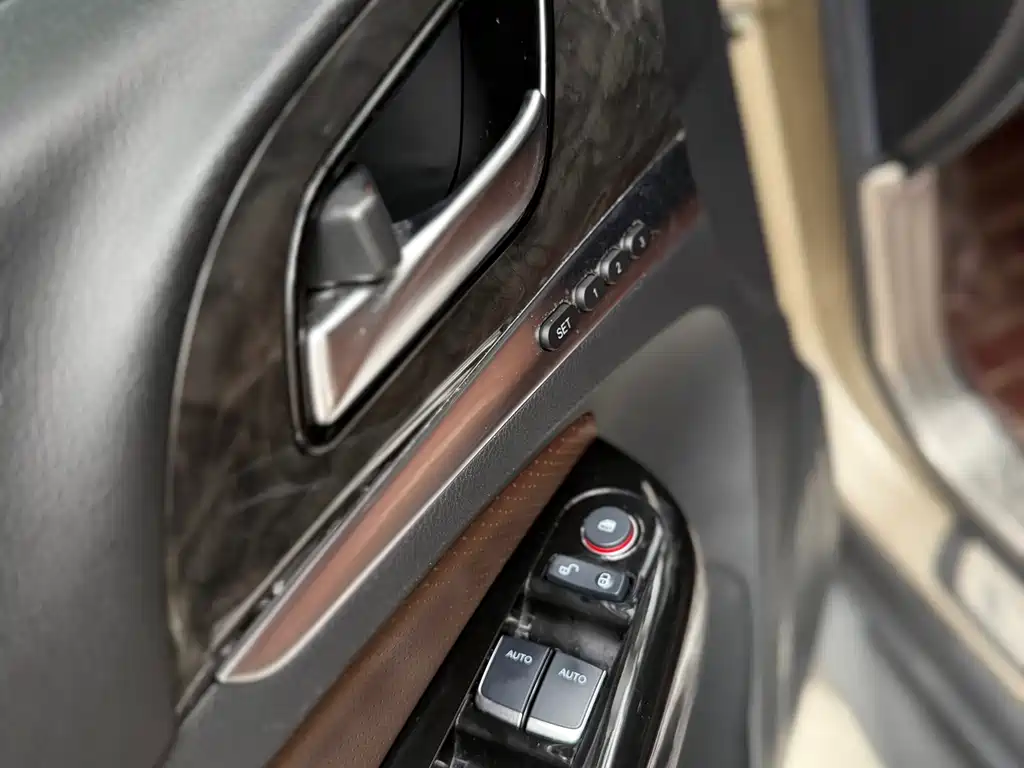 BYD Tang 2015 2.0T Luxury