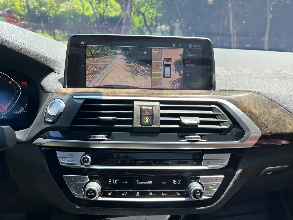 BMW X3 — миниатюра 8