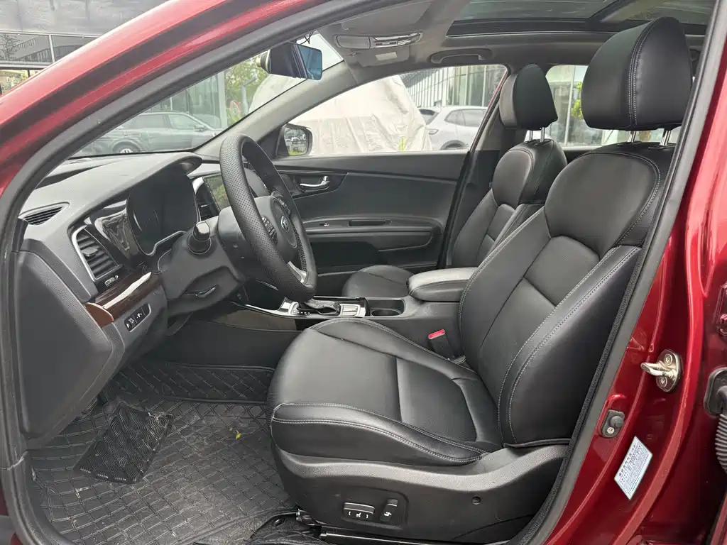 Kia K4 — миниатюра 5