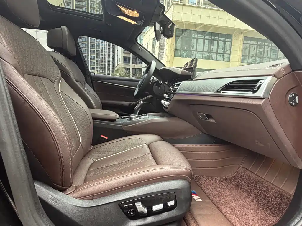 BMW 5 Series 5 2022 530Li Premium M Sport