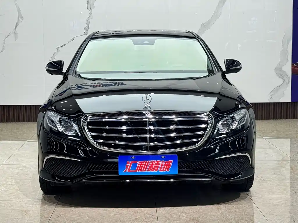 Mercedes-Benz E-Class — миниатюра 2