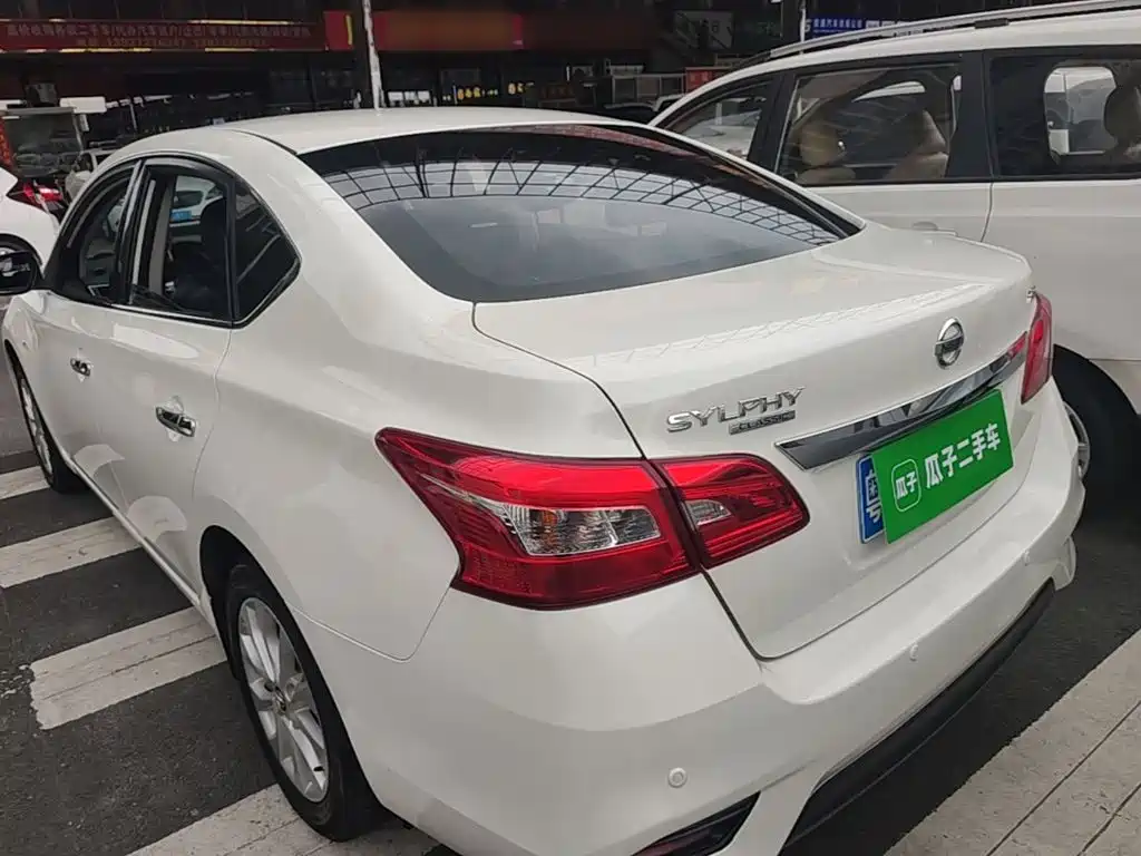 Nissan Sylphy — миниатюра 5