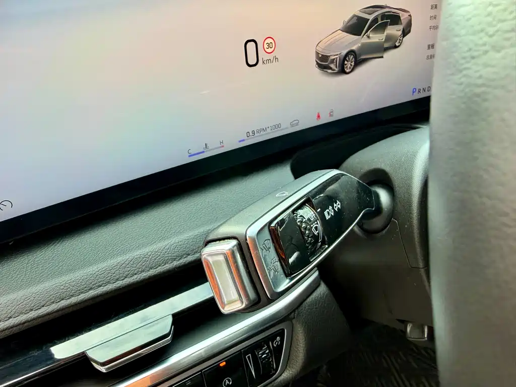 Cadillac CT6 — миниатюра 11