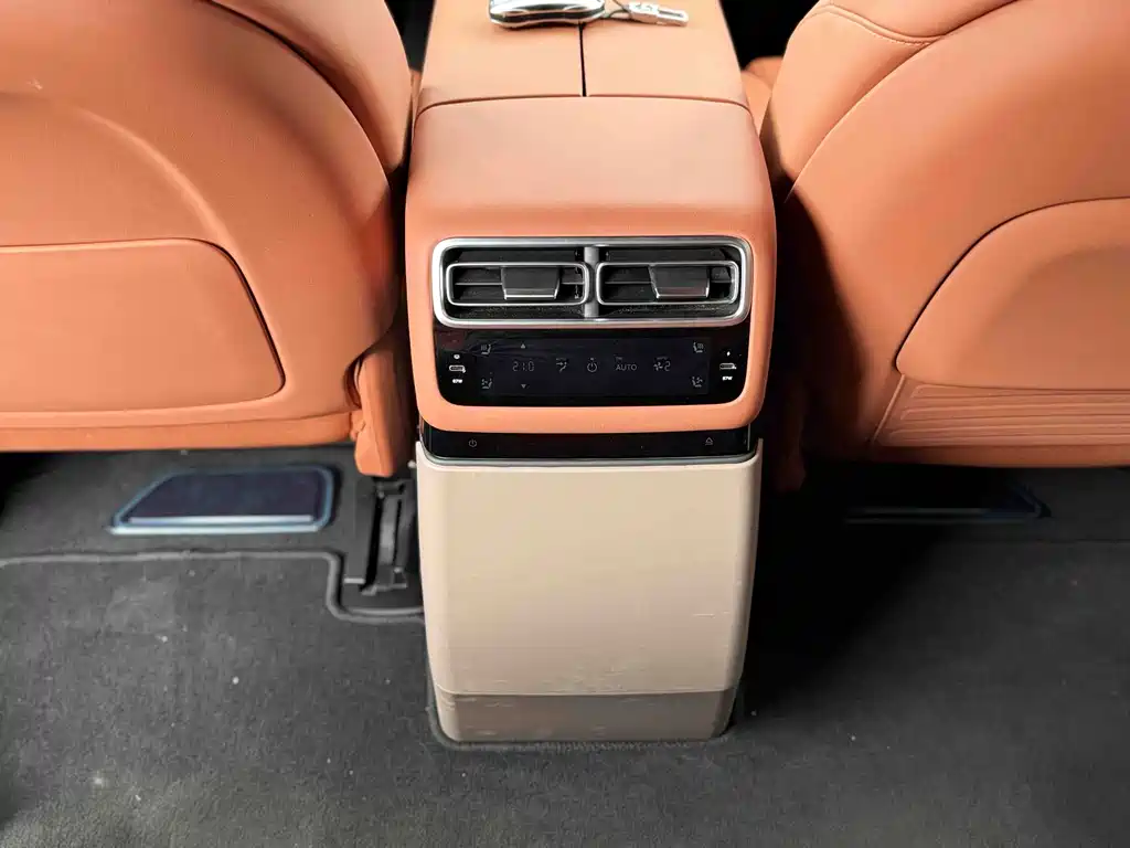 Li Auto Li L7 — миниатюра 5