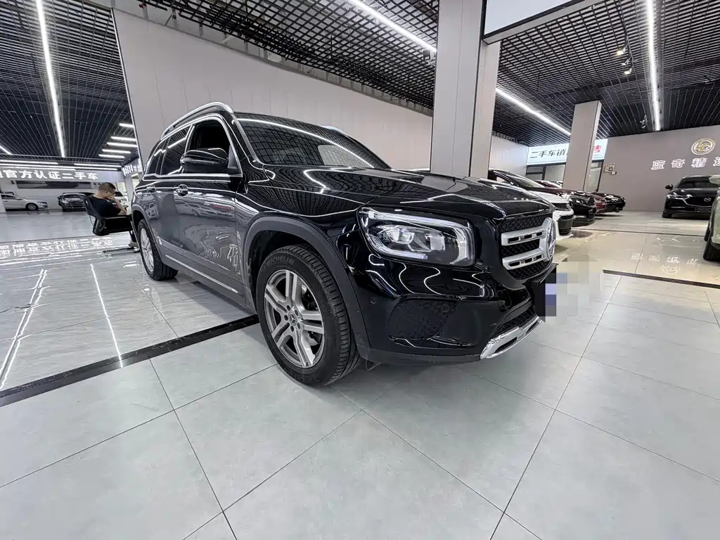 Mercedes-Benz GLB — миниатюра 3