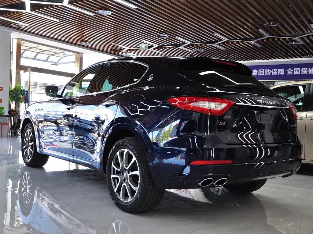 Maserati Levante — миниатюра 4