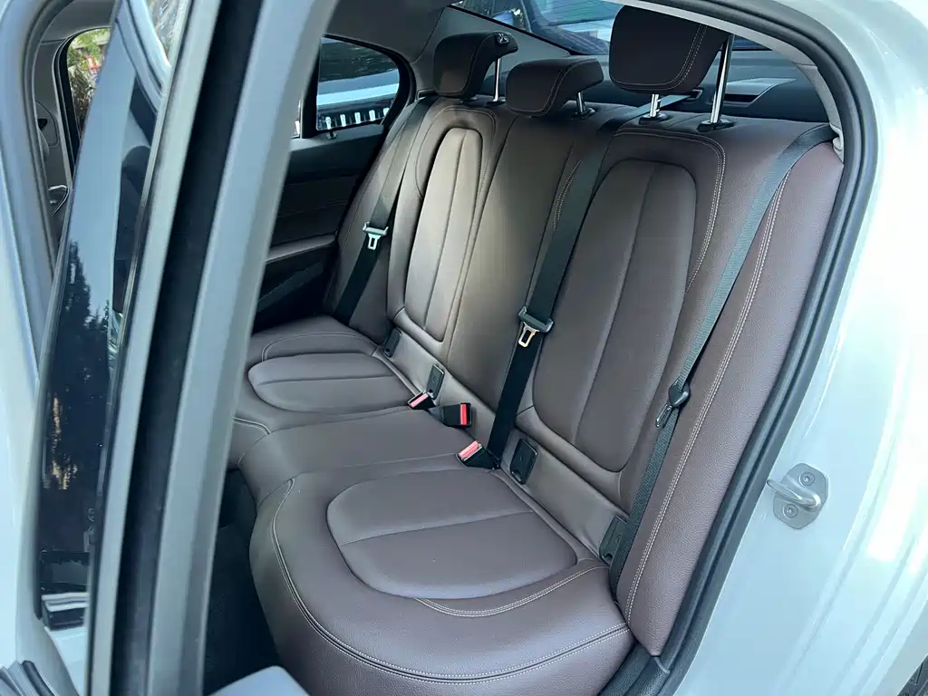 BMW 1 Series — миниатюра 11