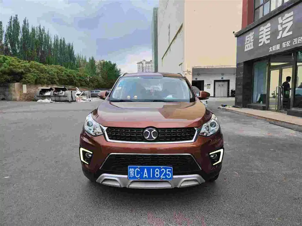 BAIC Senova X35 — миниатюра 2