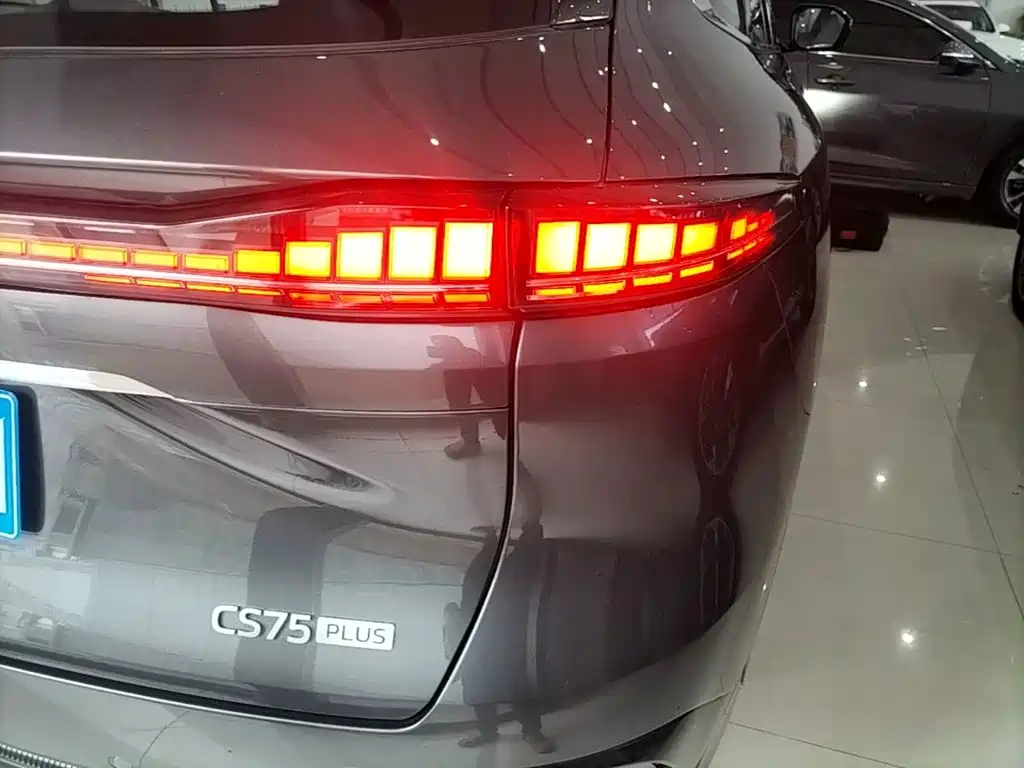 Changan Changan CS75PLUS — миниатюра 8