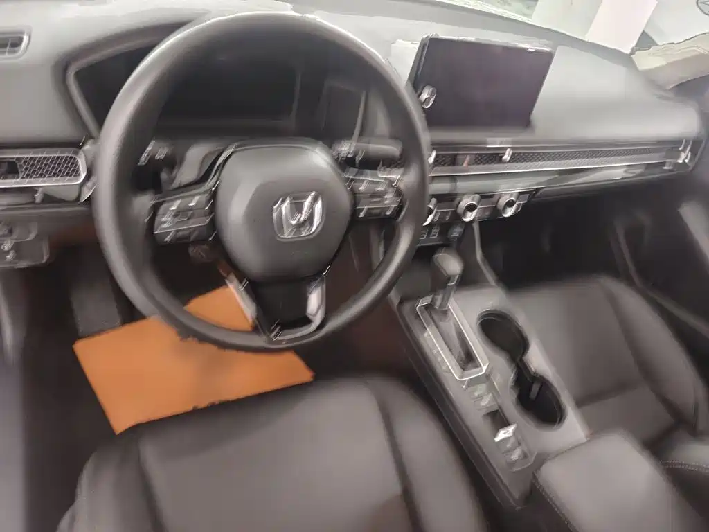 Honda Civic — миниатюра 10