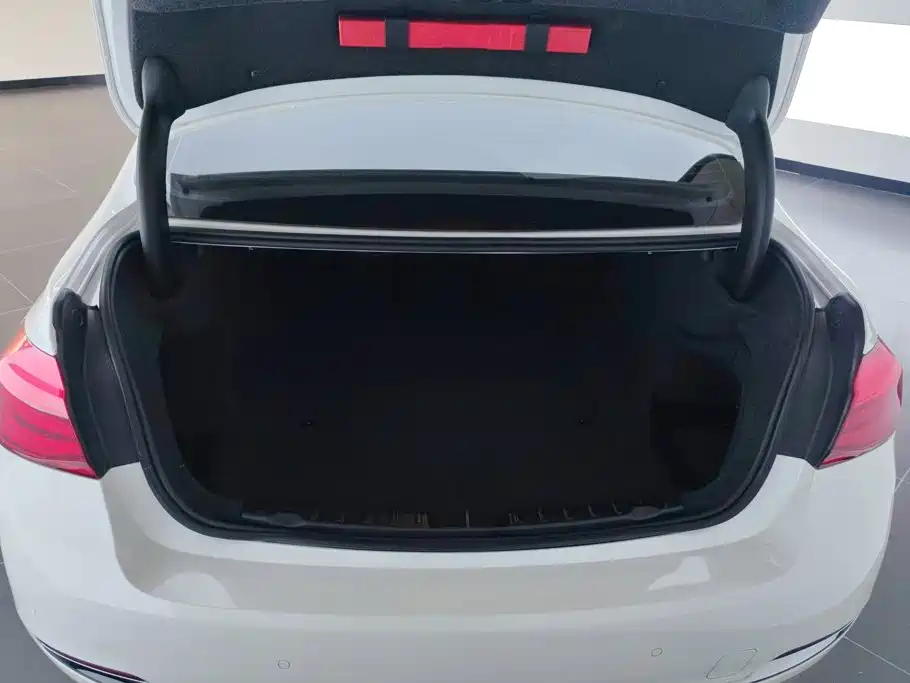 BMW 3 Series — миниатюра 4
