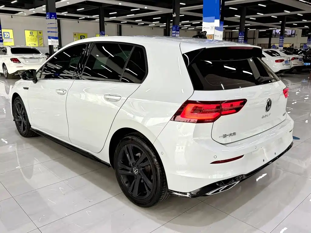 Volkswagen Golf — миниатюра 9