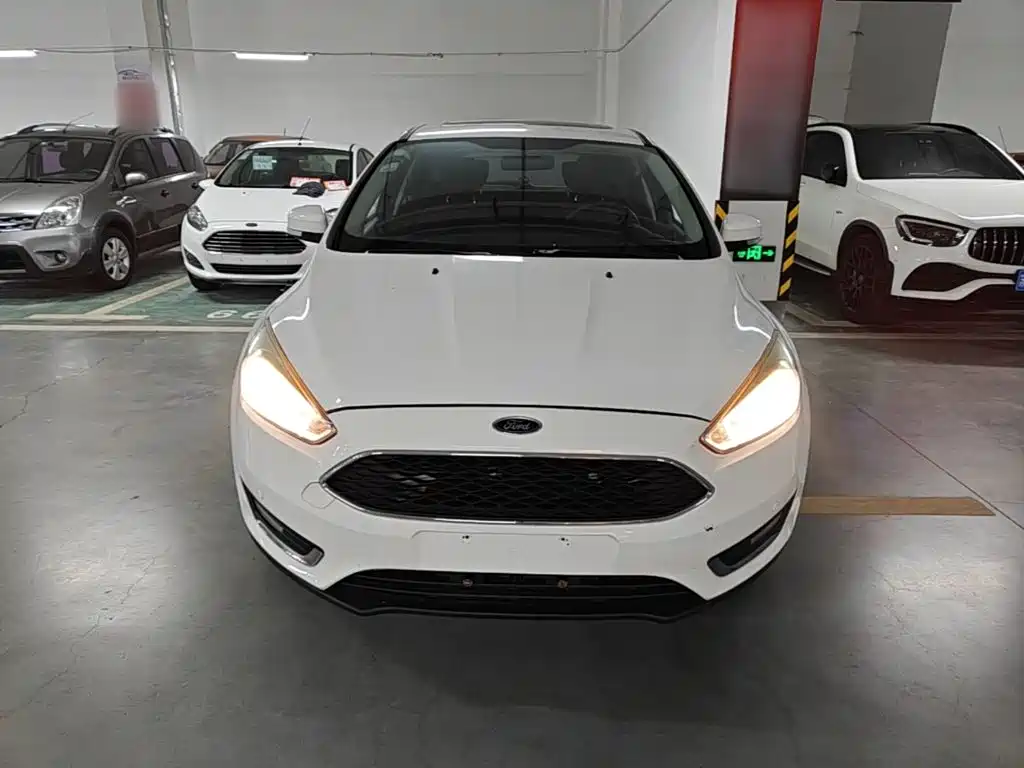 Ford Focus — миниатюра 3