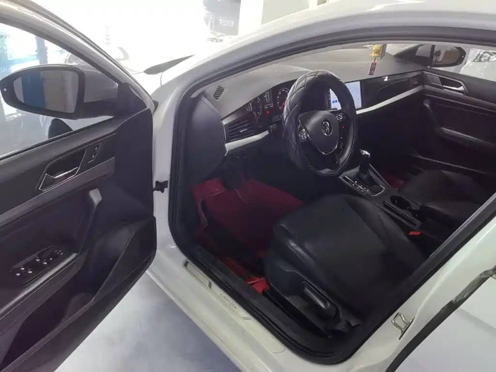 Volkswagen Lavida — миниатюра 16