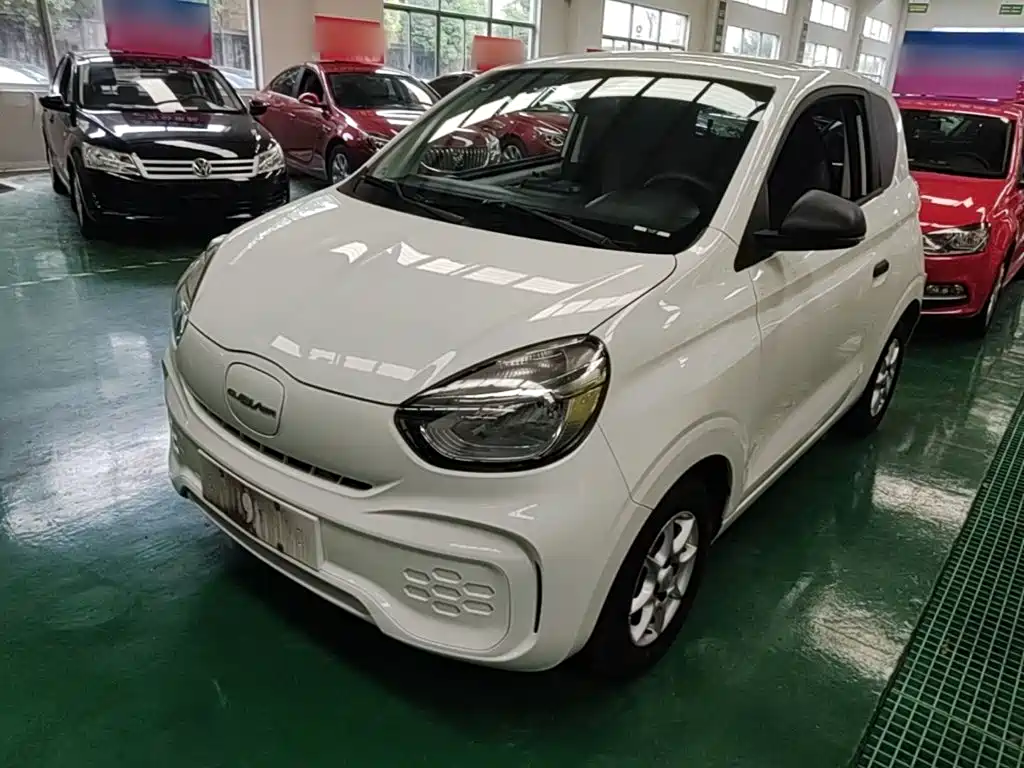 Roewe Clever — миниатюра 2