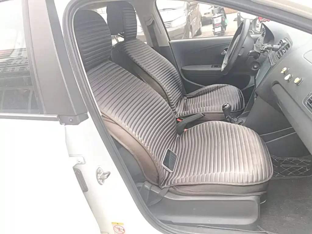 Volkswagen Polo — миниатюра 25
