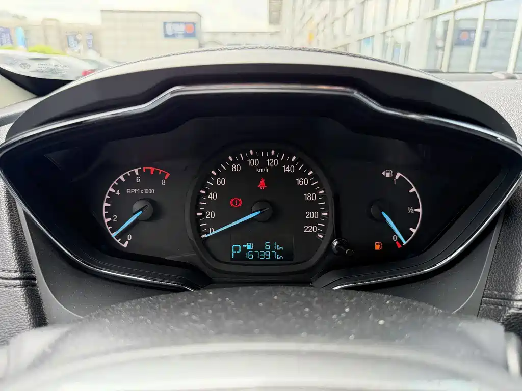 Ford Escort — миниатюра 12