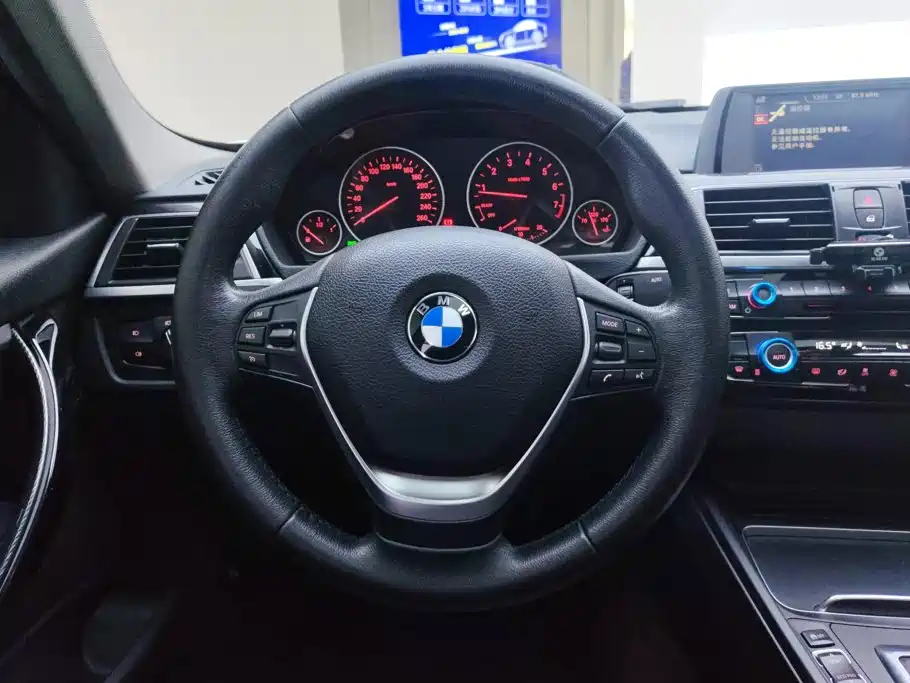 BMW 3 Series — миниатюра 15