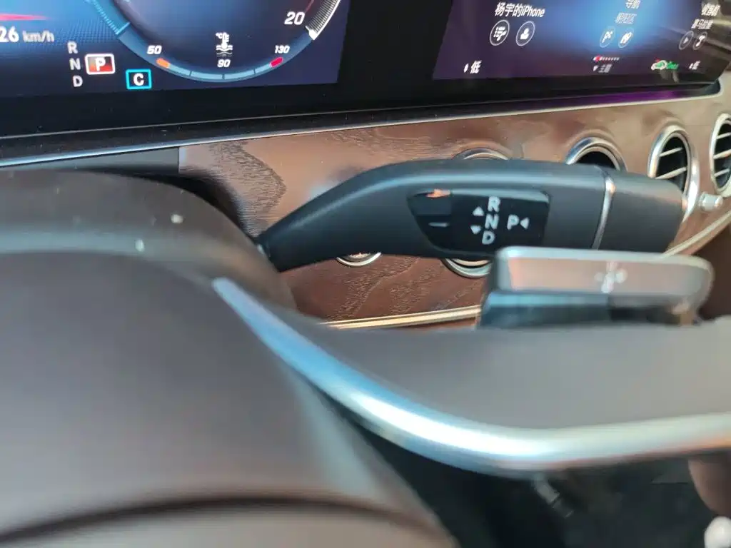 Mercedes-Benz E-Class — миниатюра 15