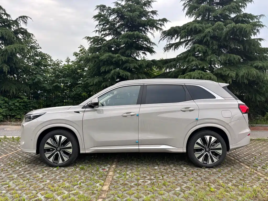 Landian E5 PLUS 2026 230km Ultra 7 мест