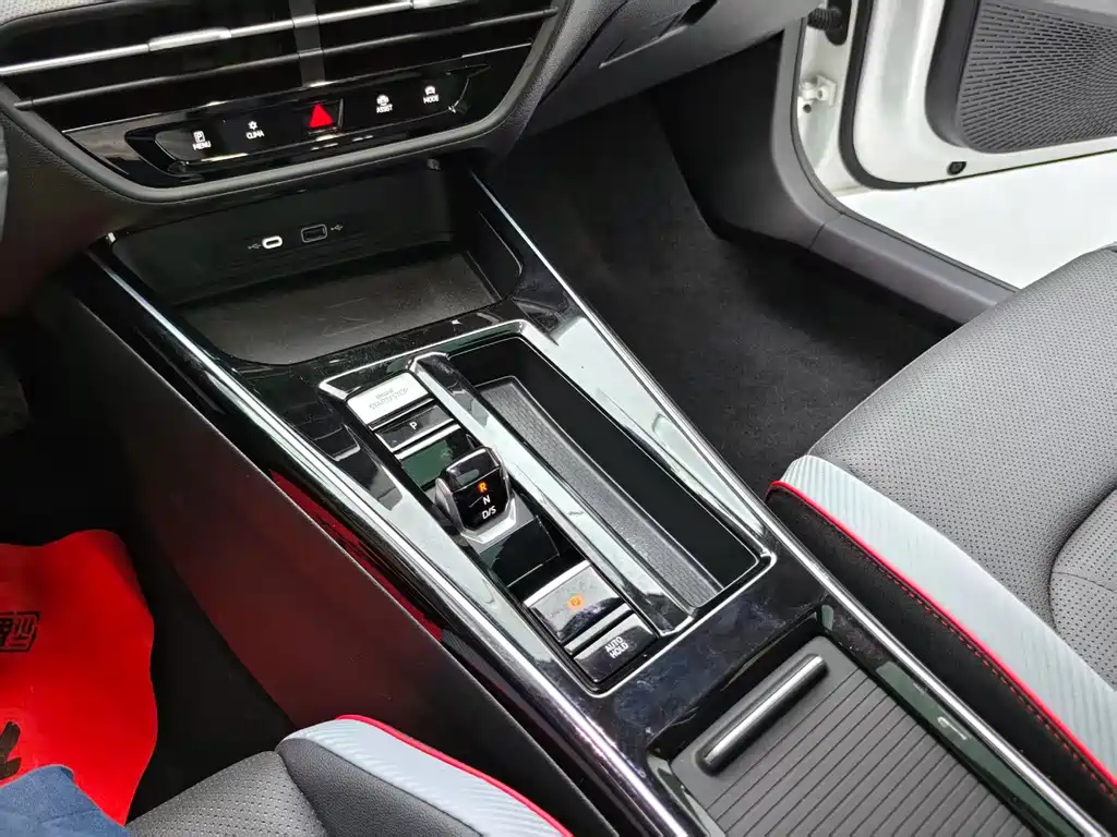 Volkswagen Lamando — миниатюра 12