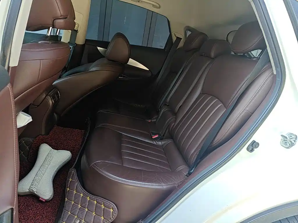 Infiniti QX50 — миниатюра 22