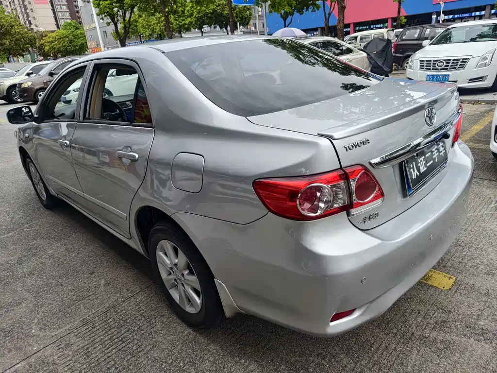 Toyota Corolla 2011 1.6L AT GL