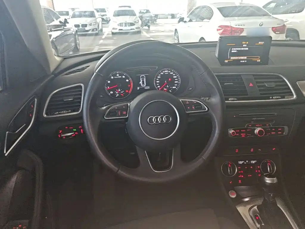 Audi Q3 — миниатюра 11