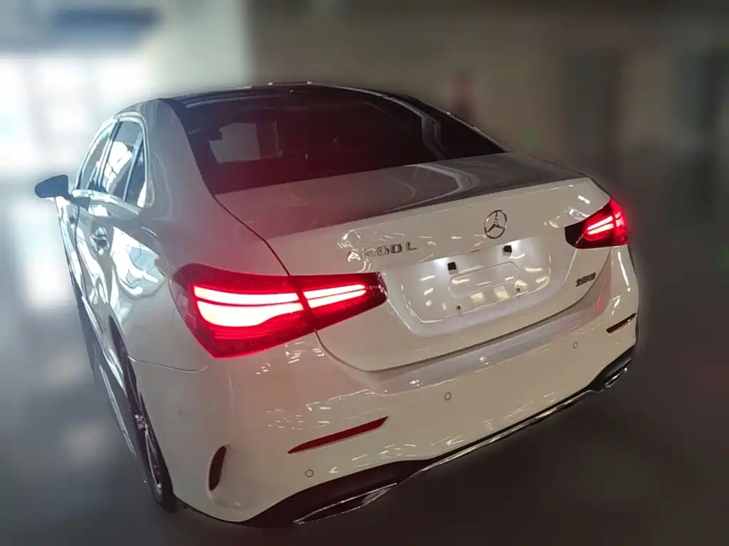 Mercedes-Benz A-Class — миниатюра 9