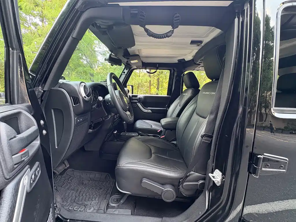 Jeep Wrangler — миниатюра 7