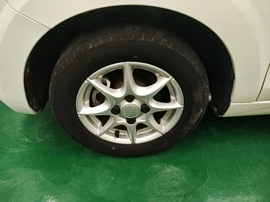 Roewe Clever — миниатюра 23
