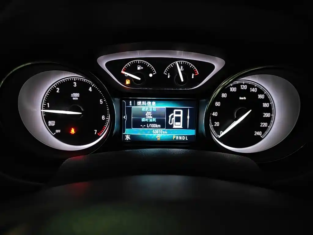 Buick Envision Plus — миниатюра 12