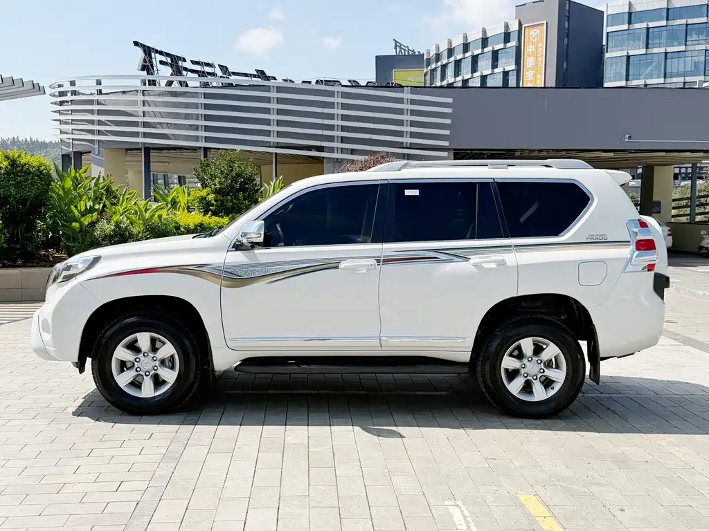 Toyota Prado (Import) — миниатюра 5