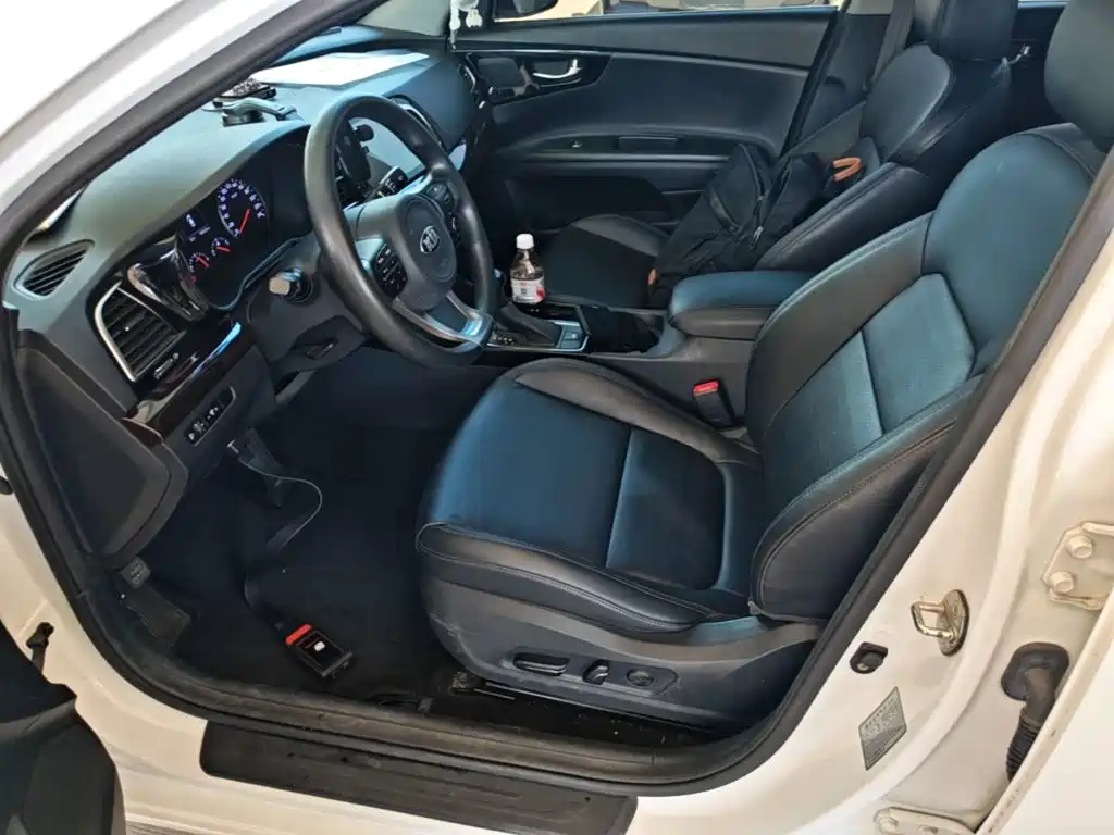 Kia K4 — миниатюра 15