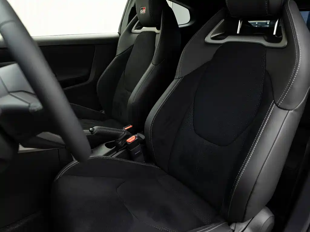 Toyota GR YARIS — миниатюра 13