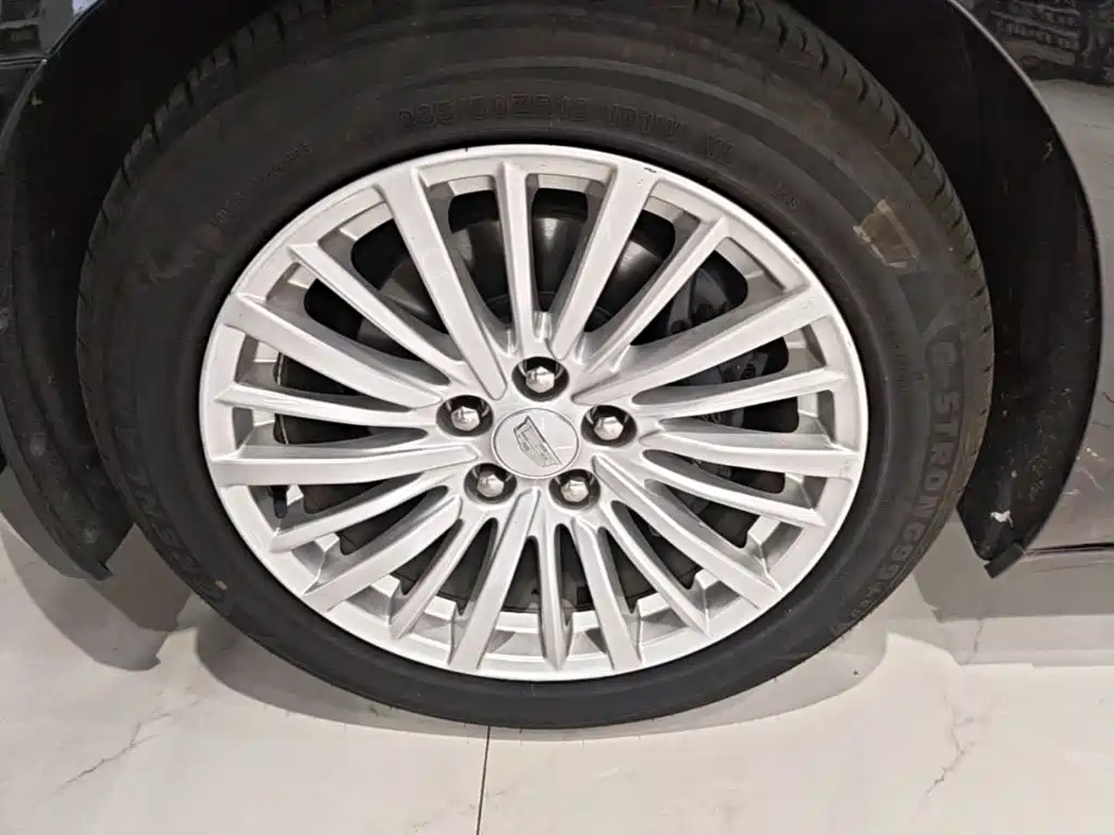Cadillac CT6 — миниатюра 23