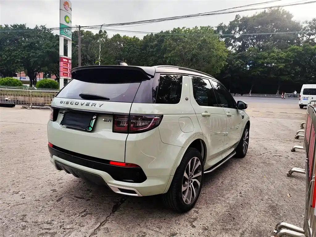 Land Rover Discovery Sport Hybrid — миниатюра 9